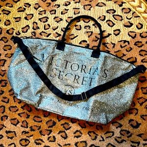 Brand New Victoria’s Secret Duffle Bag
